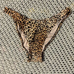 Women’s swim bottoms